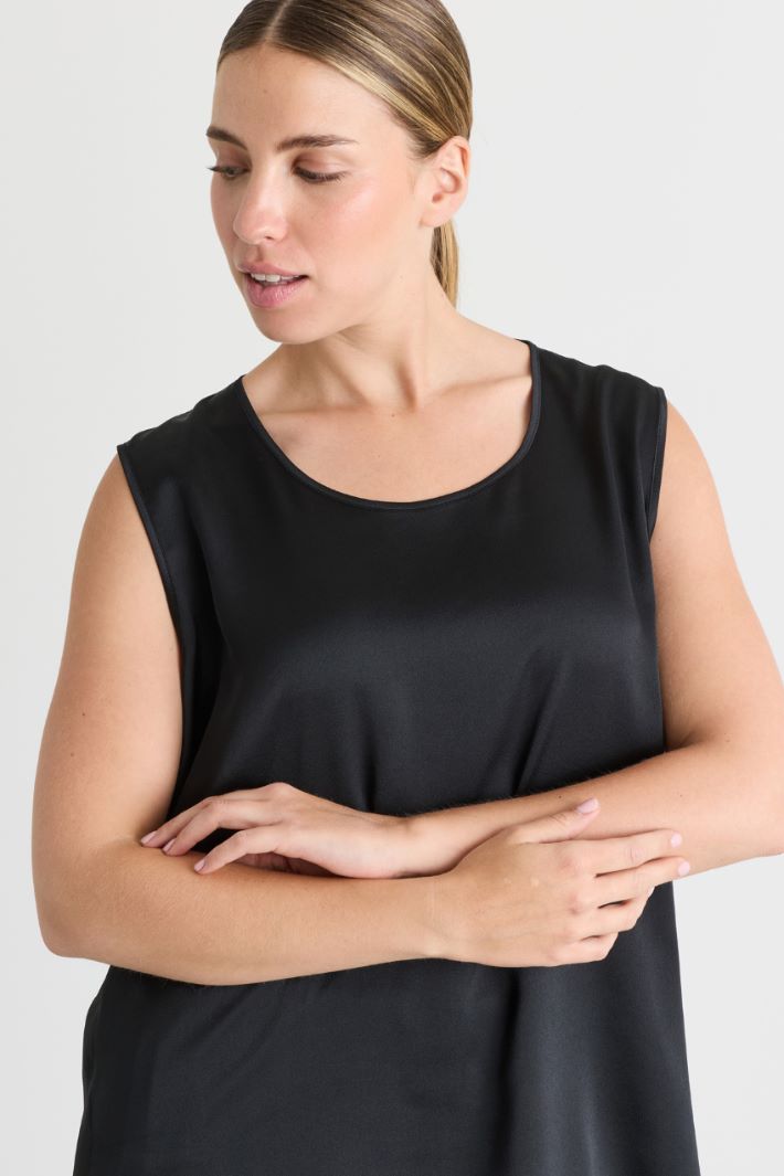 Top in raso - NERO - Intrend - 3