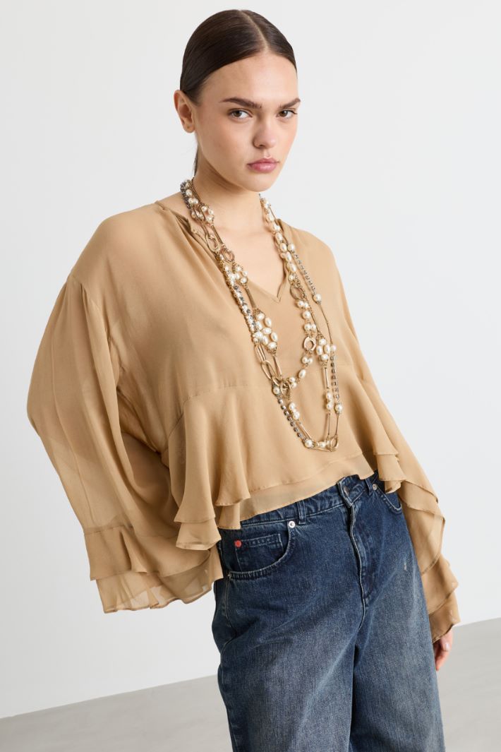 Blusa in georgette con doppio volant - CAMMELLO - Intrend - 2