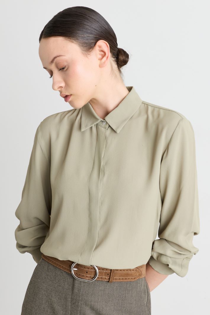 Floral-detail crepe shirt - GREEN - Intrend - 2