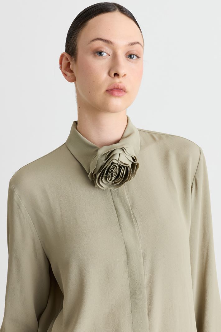 Floral-detail crepe shirt - GREEN - Intrend - 3