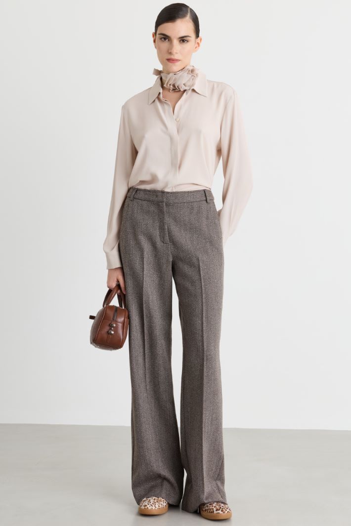Camicia in crepe con dettaglio floreale - ROSA - Intrend