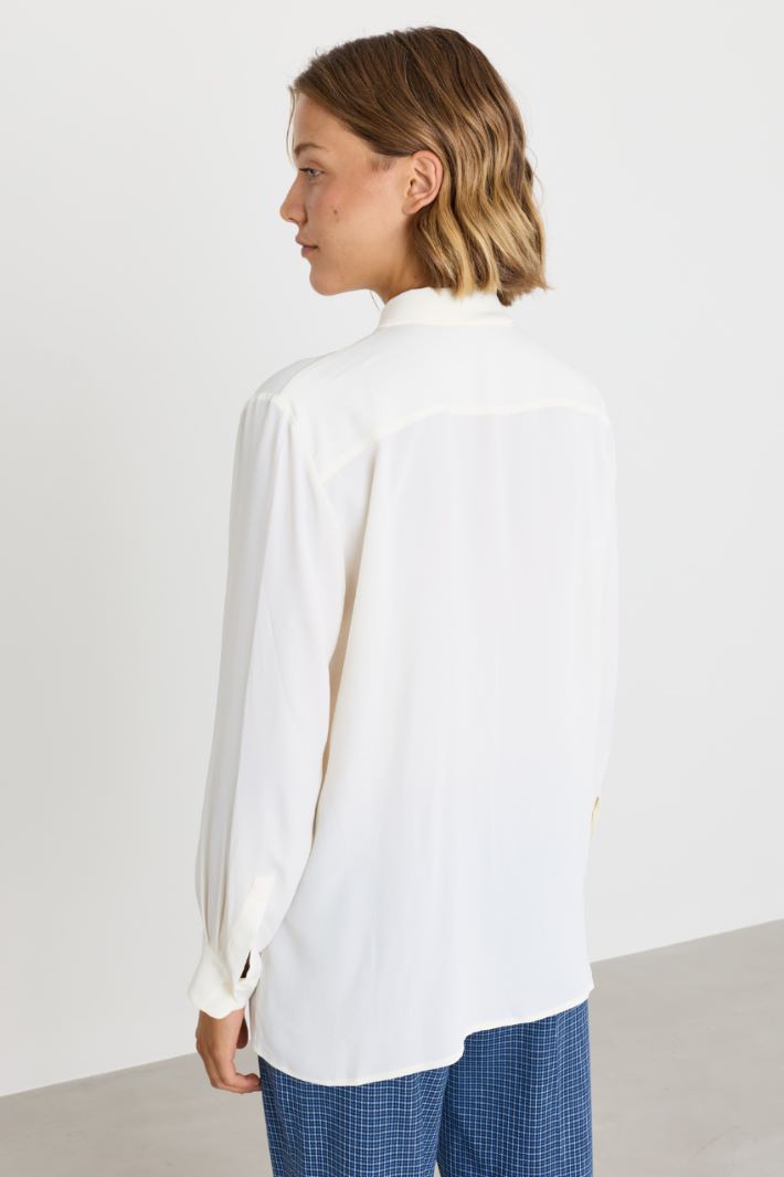 Floral-detail crepe shirt - WHITE - Intrend - 4