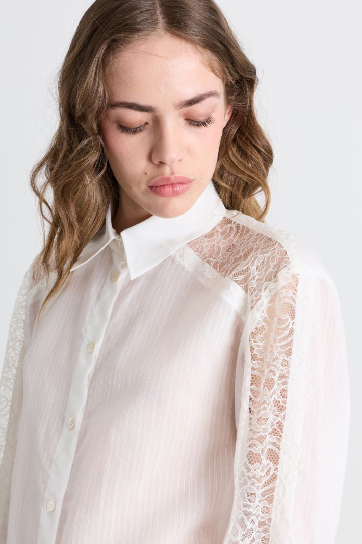 Camicia con intarsio in pizzo - BIANCO - Intrend - 3
