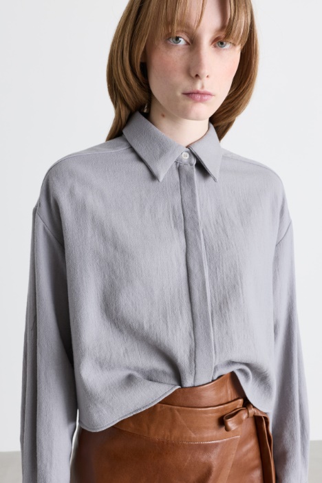 Camicia crop dal fit boxy