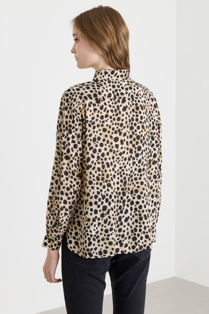 Crêpe de chine shirt - ANIMAL - Intrend - 4