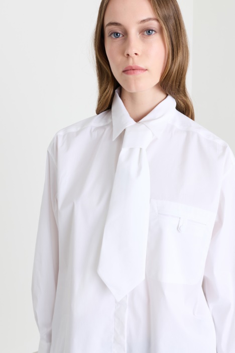 Camicia in popeline con cravatta
