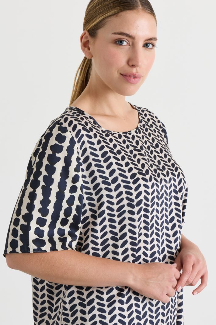 Top in raso stampato - BLU BIANCO - Intrend - 3