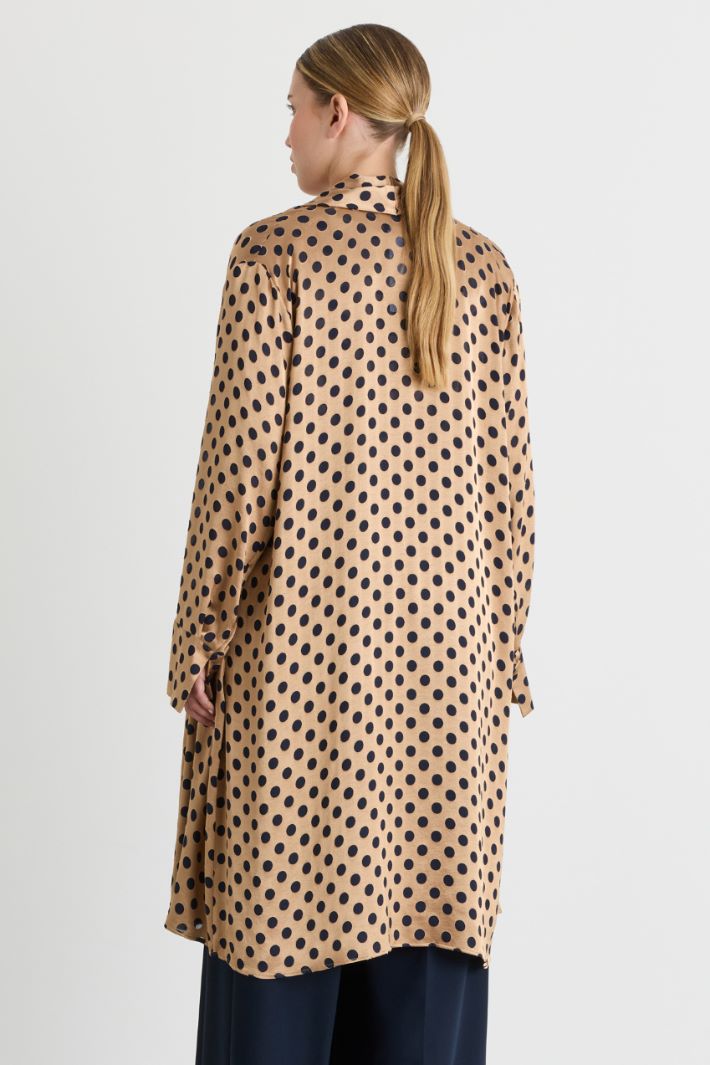 Duster en satin à pois - CHAMEAU - Intrend - 4