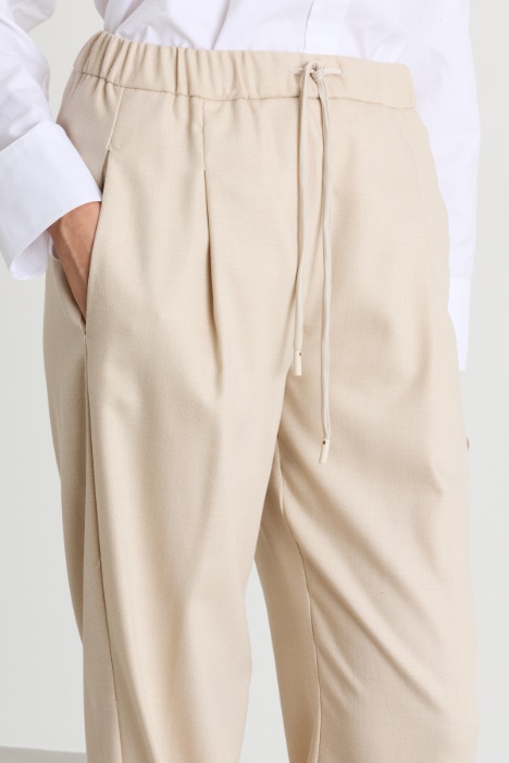 Pantalone slim con coulisse
