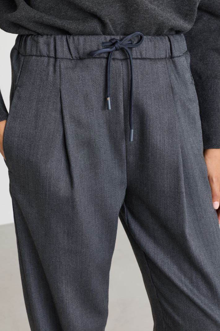 Slim-fit drawstring trousers - GREY - Intrend - 3