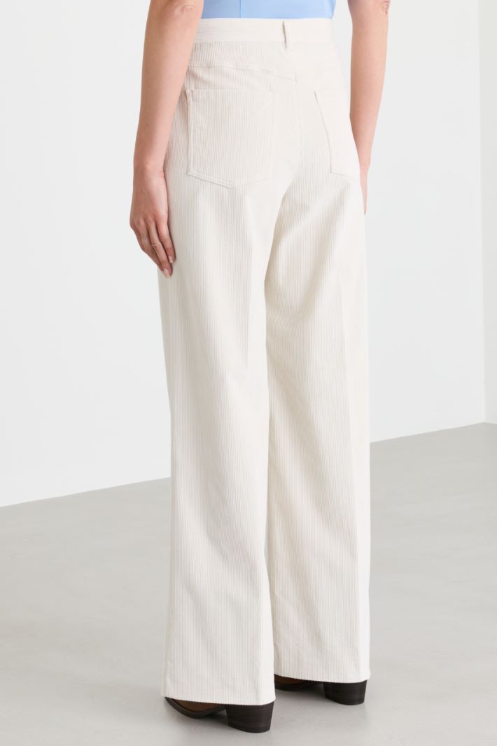 Straight corduroy trousers - WHITE - Intrend - 4