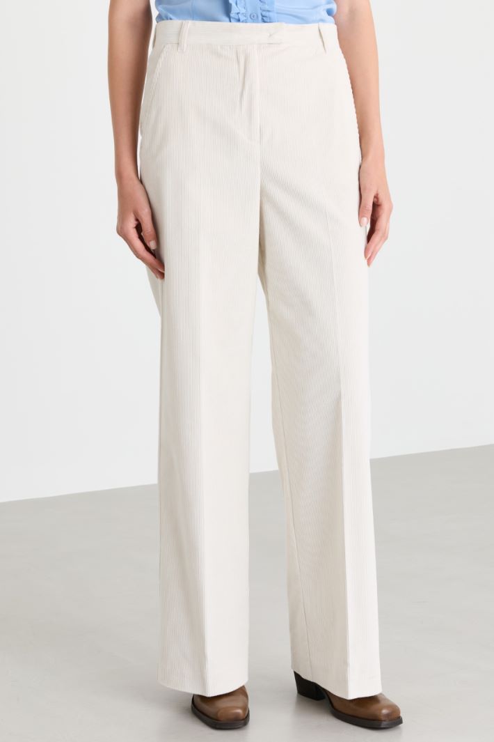 Straight corduroy trousers - WHITE - Intrend - 2