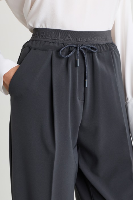 Pantalone con coulisse