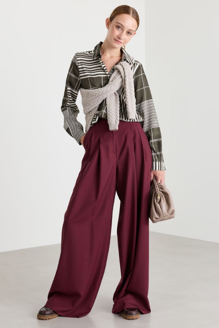 Wide-leg gabardine trousers - BORDEAUX - Intrend
