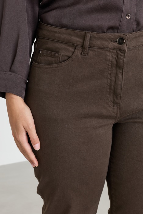 Pantalone slim in bull di cotone