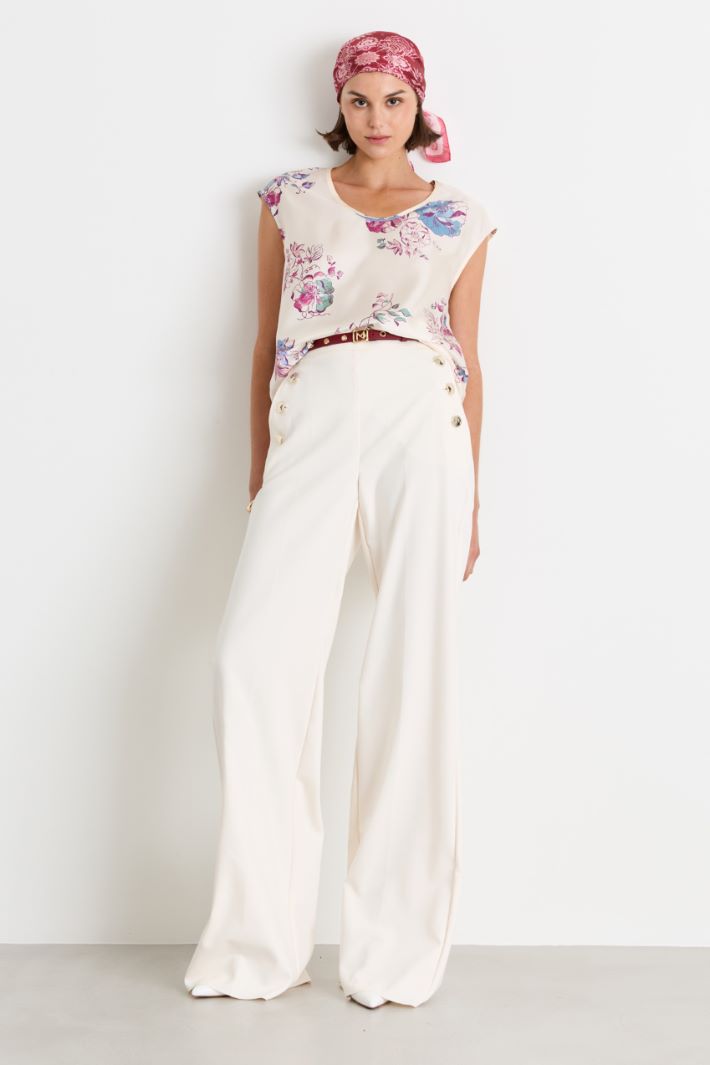 High-waisted button-detail trousers - WHITE - Intrend