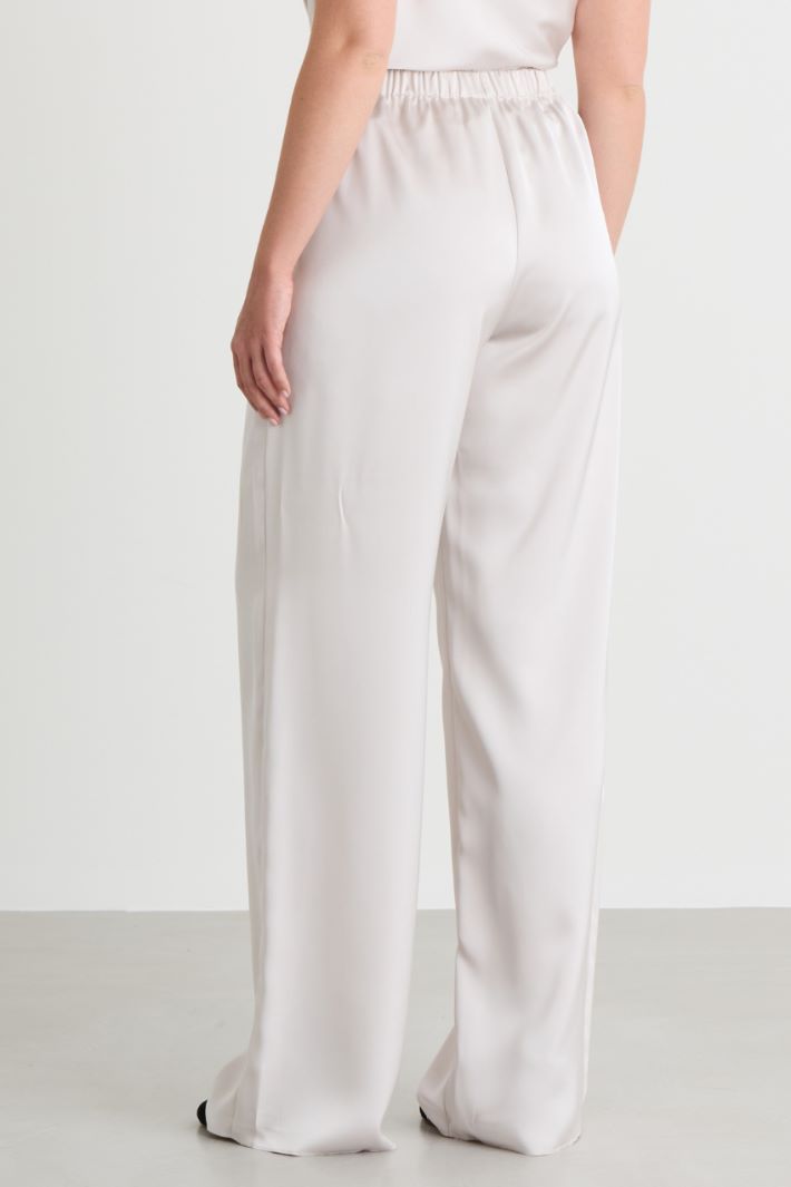 Wide-leg satin trousers - GREY - Intrend - 4