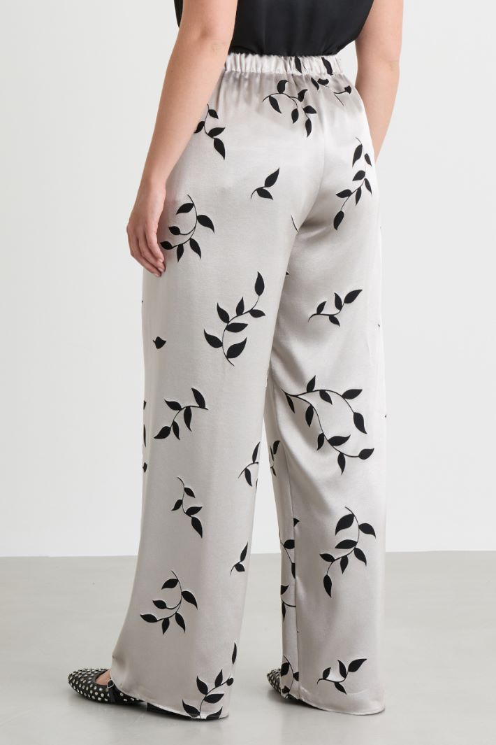 Wide-leg dévoré satin trousers - GREY - Intrend - 4