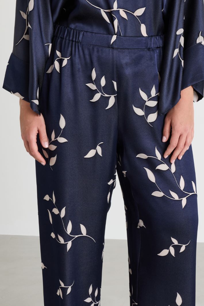 Wide-leg dévoré satin trousers - BLUE WHITE - Intrend - 3