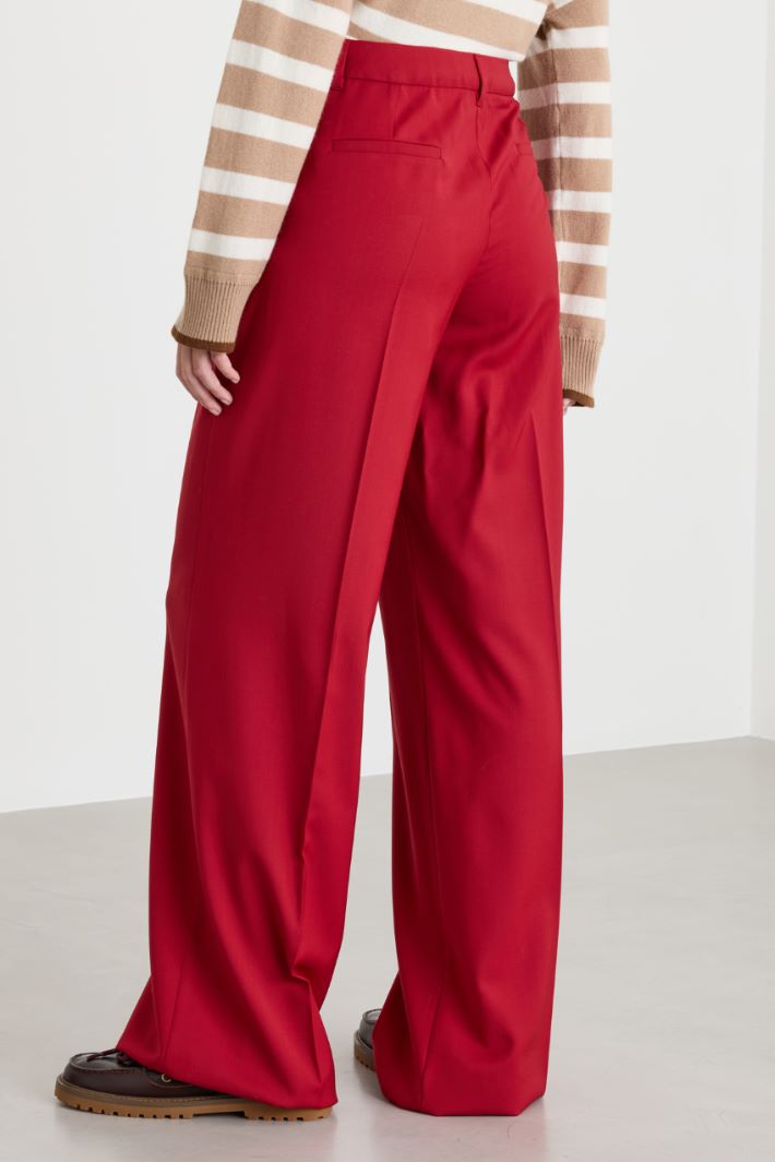Fluid wide-leg trousers - RED - Intrend - 4