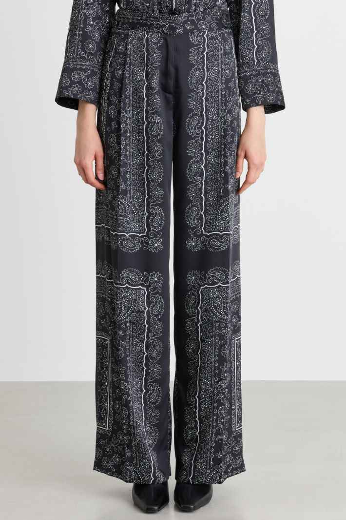 Wide-leg stretch twill trousers - BLACK - Intrend - 2