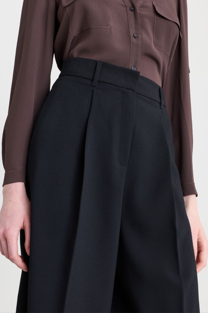 Bermuda con pince - NERO - Intrend - 3