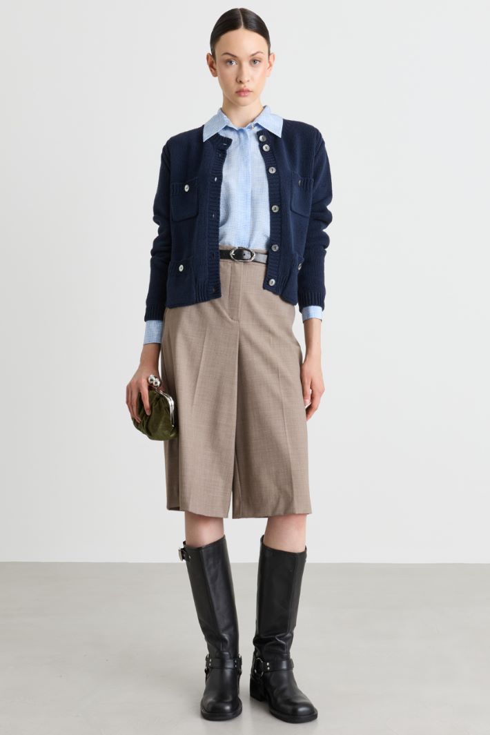Bermuda in tela stretch - BEIGE - Intrend