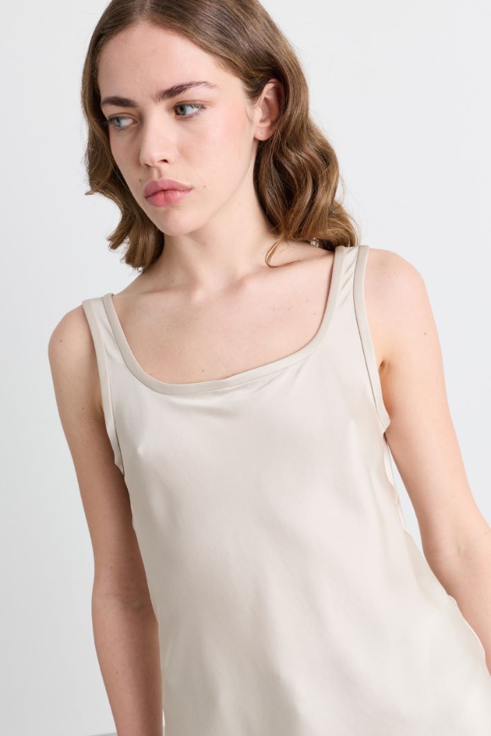 Top smanicato in raso - BEIGE - Intrend - 3