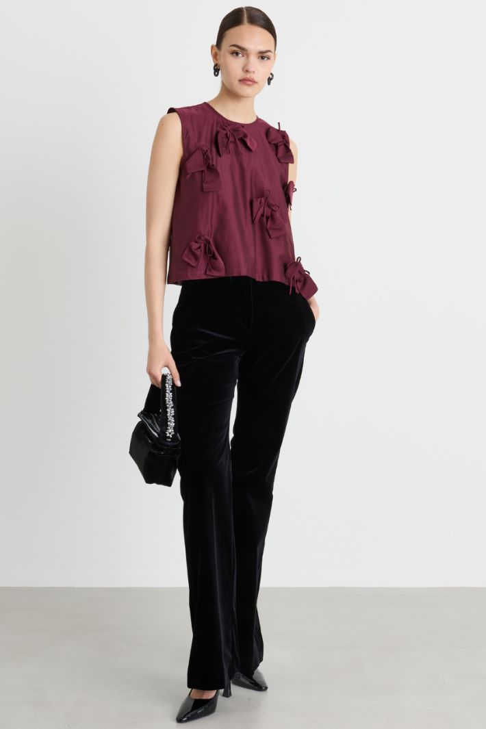 Blusa con fiocchi - BORDEAUX - Intrend