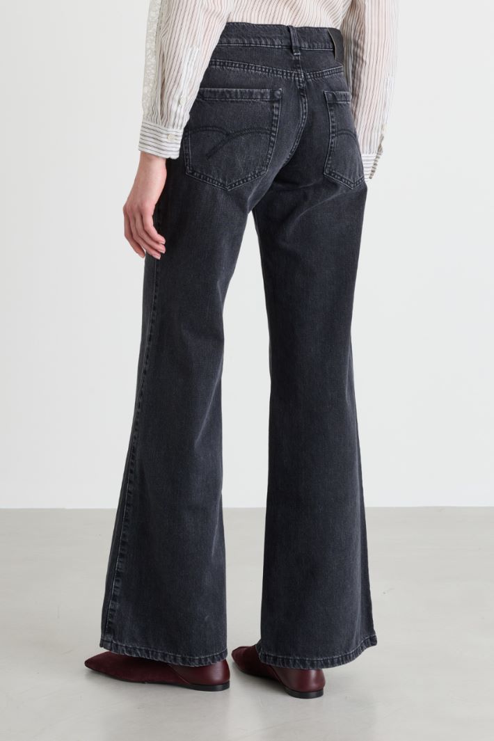 Low-rise wide-leg jeans - BLACK - Intrend - 4