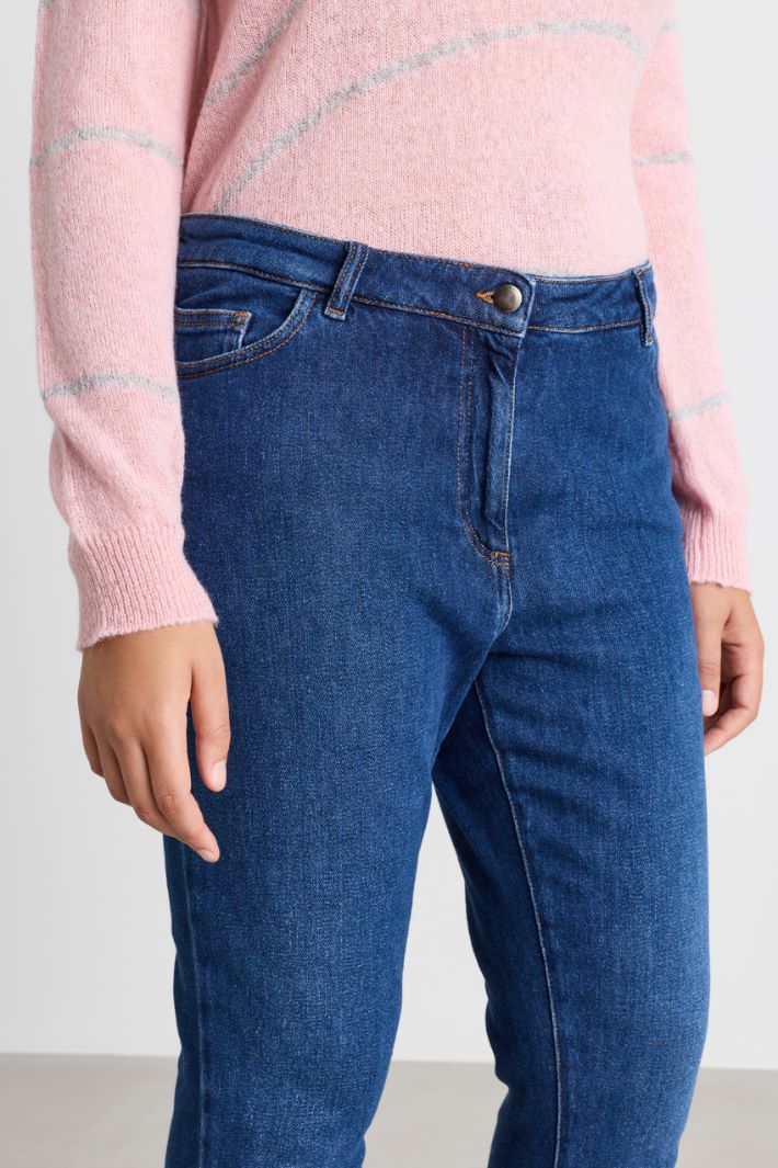 Jean à découpes obliques à l'arrière - BLEU - Intrend - 3