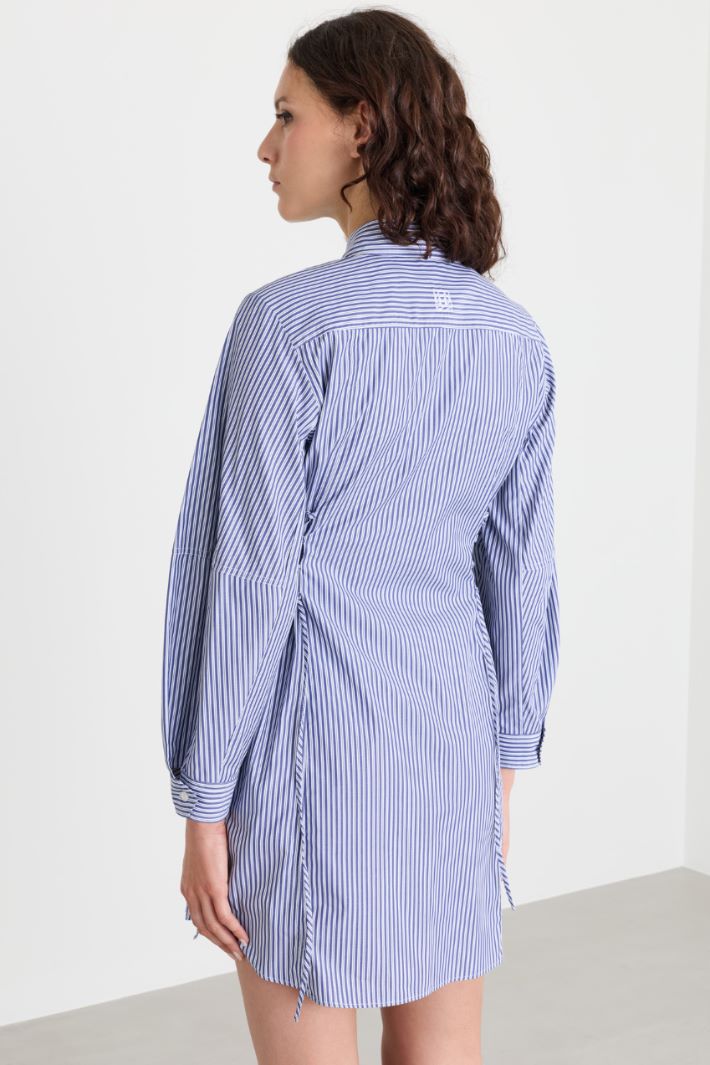 Poplin shirt dress with lace-up sides - BLUE - Intrend - 4