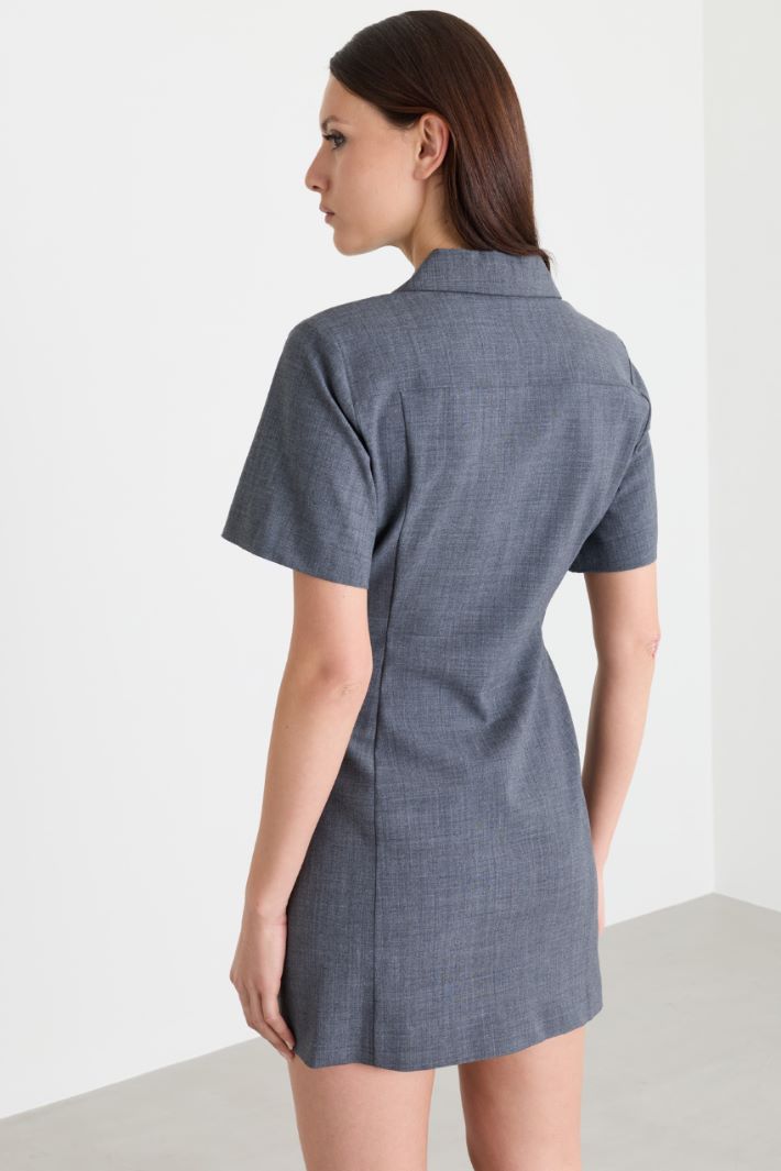 Robe courte à broche fleur - GRIS - Intrend - 4