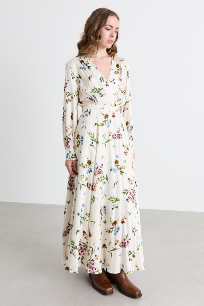 Patterned satin crossover dress - WHITE PINK - Intrend - 2