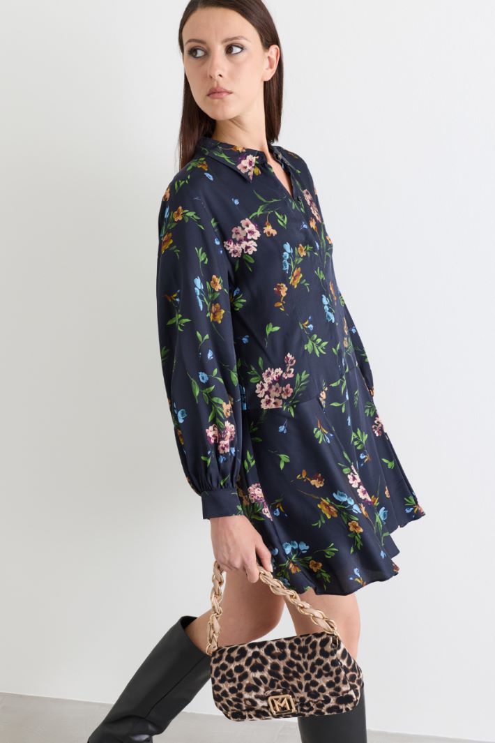 Printed satin shirt dress - BLUE - Intrend - 2