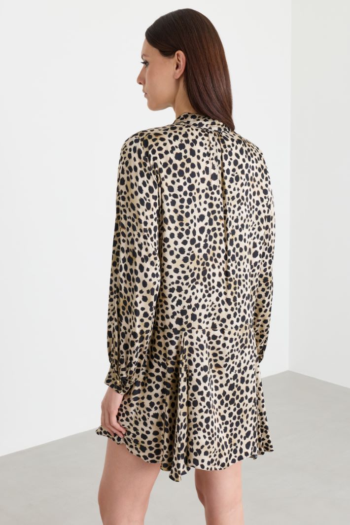 Printed satin shirt dress - ANIMAL - Intrend - 4