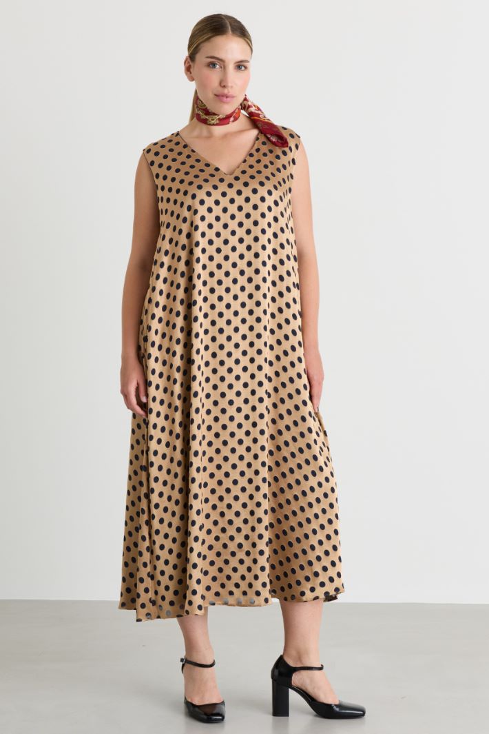 Long polka-dot dress - CAMEL - Intrend - 2