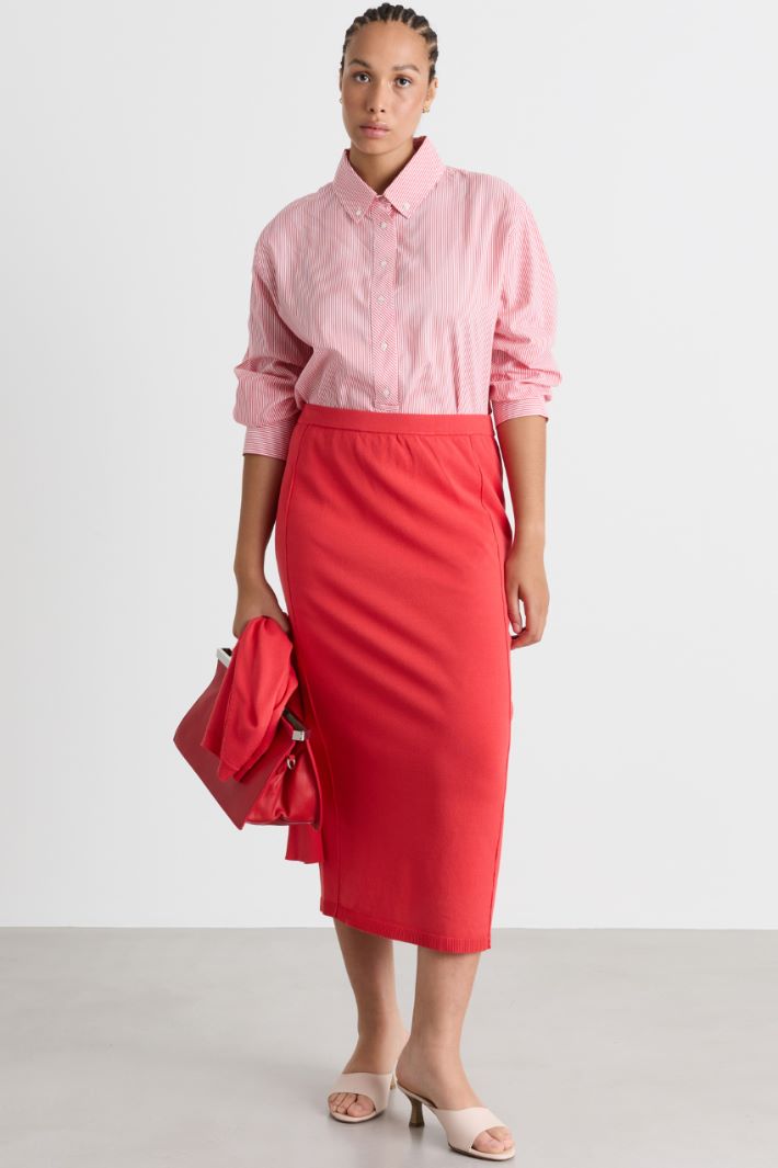 Knitted pencil skirt - RED - Intrend