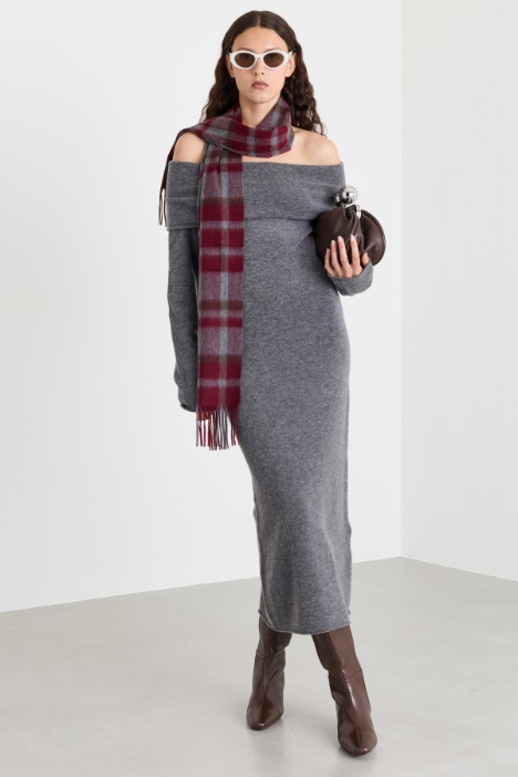 Off-shoulder knitted dress - Intrend