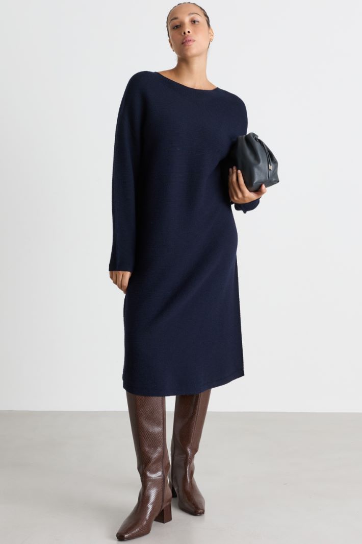 Knitted midi dress - BLACK - Intrend
