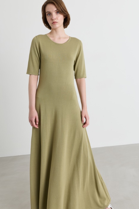 Abito fit and flare a manica corta
