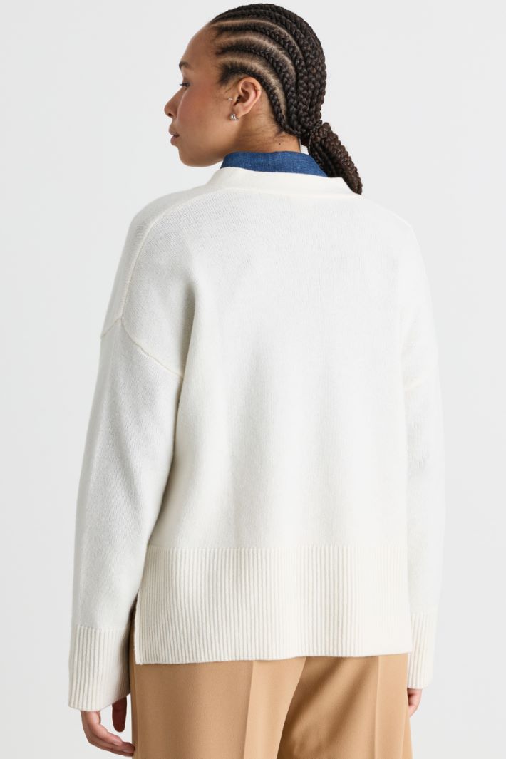 Boxy cardigan with side slits - WHITE - Intrend - 4