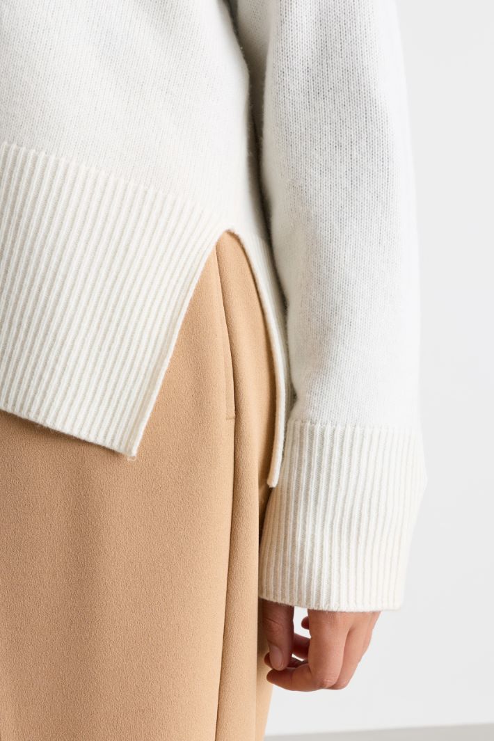 Boxy cardigan with side slits - WHITE - Intrend - 3