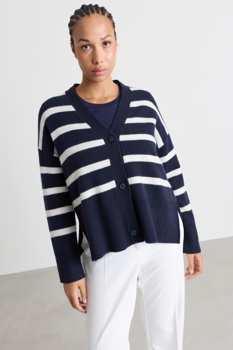 Boxy cardigan with side slits - Intrend