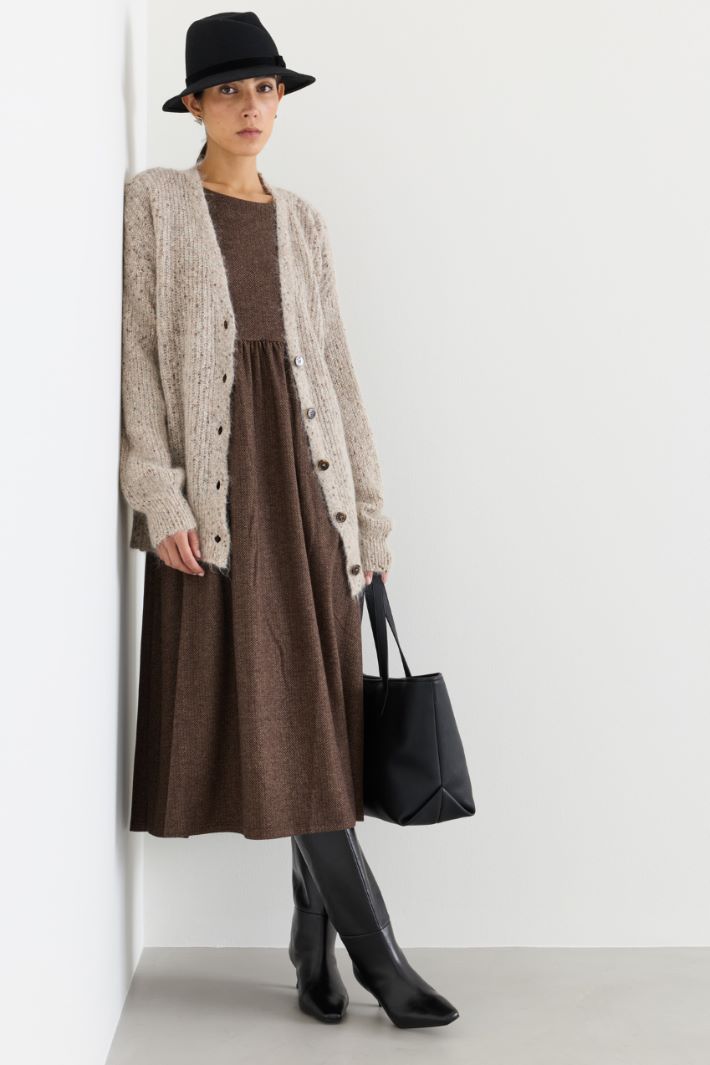 Cardigan in filato bottonato - BEIGE - Intrend