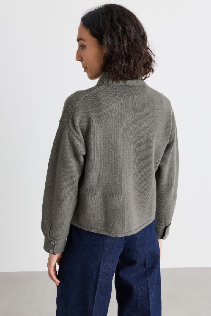 Boxy-Cardigan mit Brusttaschen - GRÜN - Intrend - 4