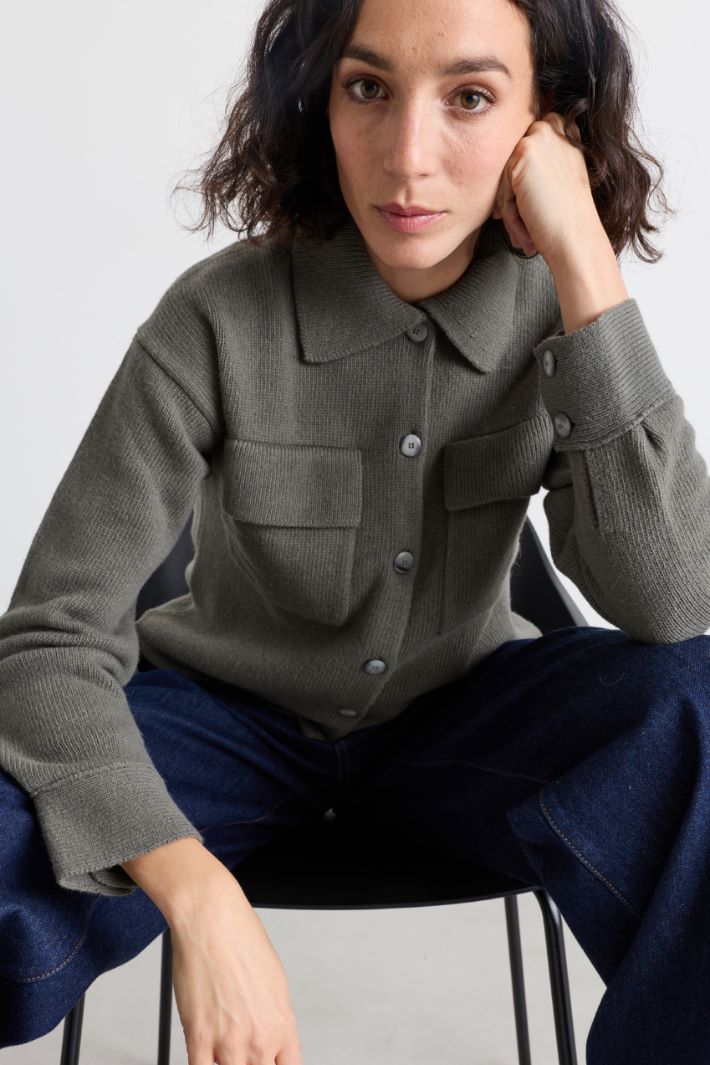 Boxy-Cardigan mit Brusttaschen - GRÜN - Intrend - 3