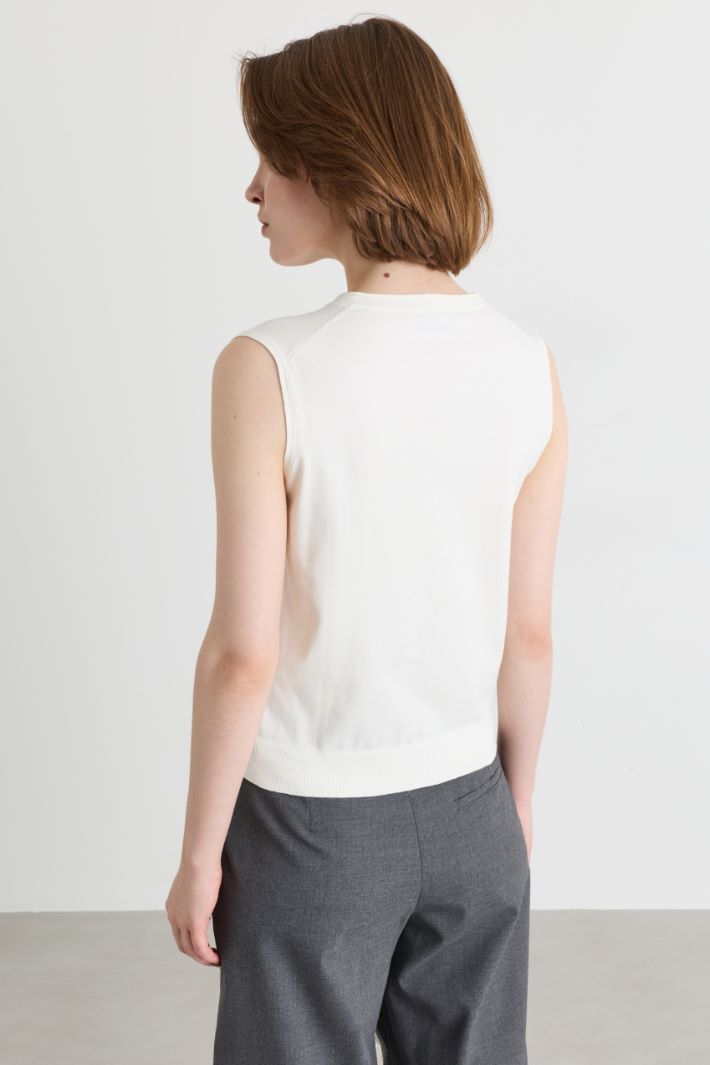 Stretch-Knit Waistcoat - WHITE - Intrend - 4