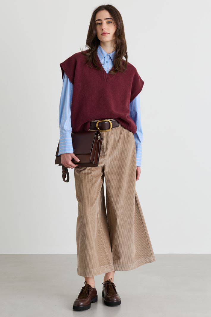 Oversized V-neck knitted vest - BORDEAUX - Intrend