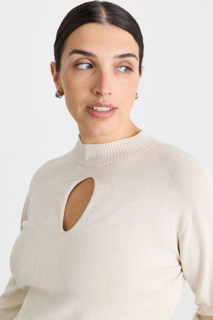 Cut-out top - WHITE - Intrend - 3